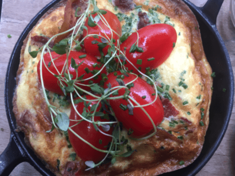 ÆGGEKAGE MED BACON