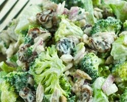 BROCCOLISALAT MED BACON