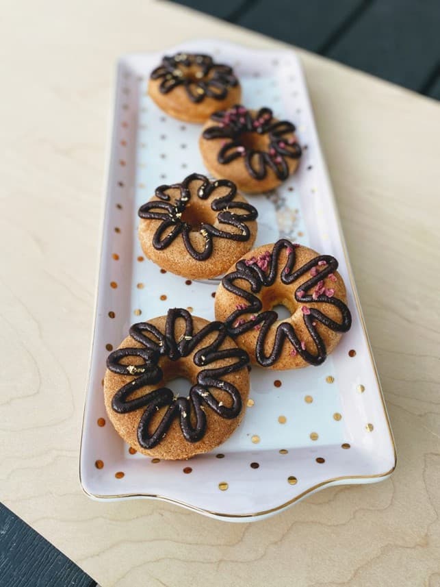 DONUTS