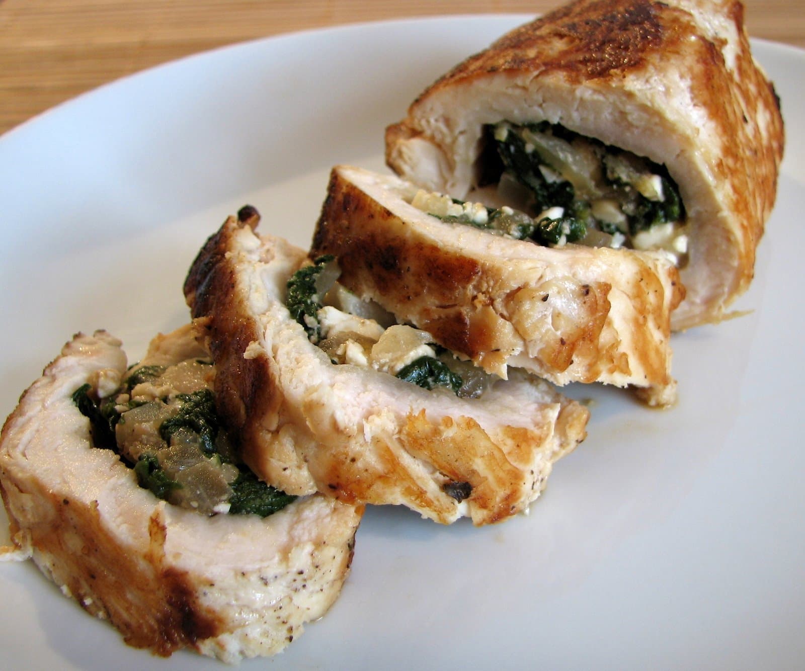 KYLLINGE-PESTO ROULADE MED SPINAT