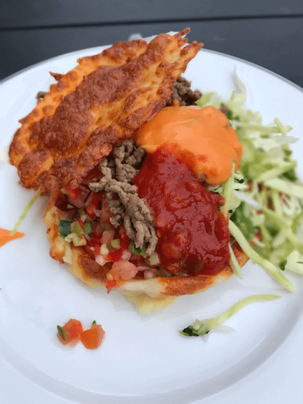 TACOS-BURGER VED ET UHELD..